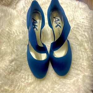 Anne Klein Vibrant Navy Blue Heels